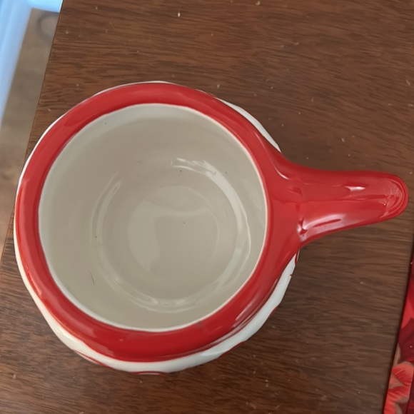 Santa Head Mug - Picture 2 of 5